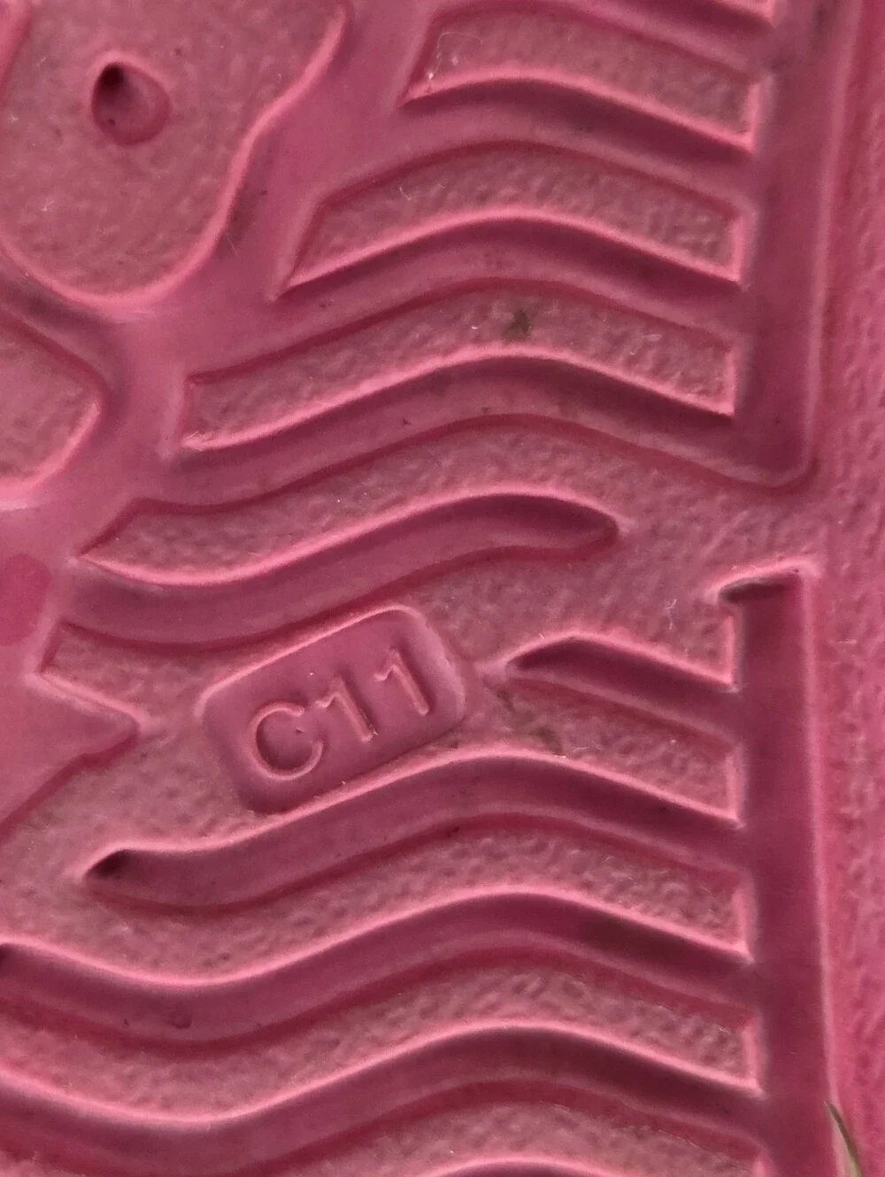 Native Jefferson Kids Shoes in Hot Pink with Purple Toe